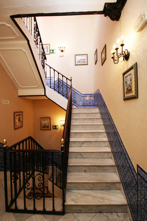 Hostal Van Gogh Sevilla Dış mekan fotoğraf